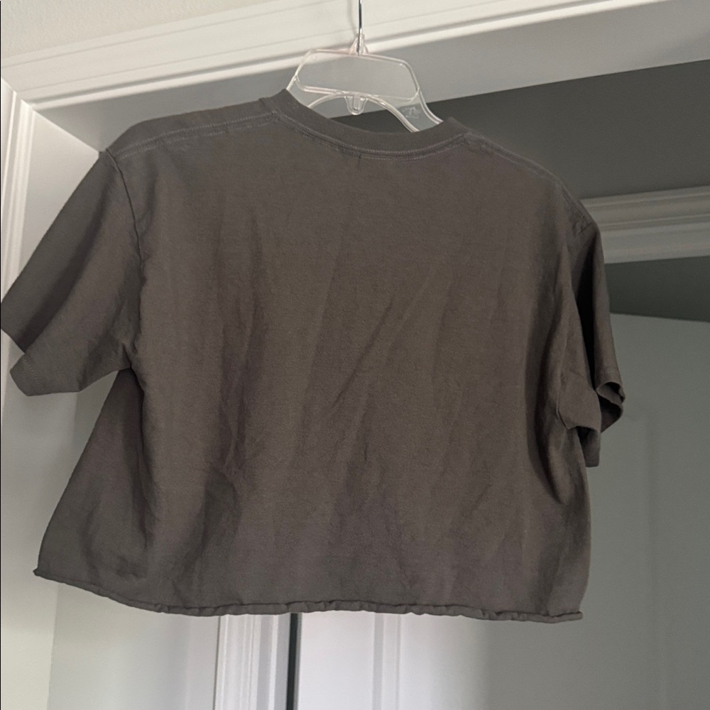 Morgan Wallen & Hardy Band Gray Graphic Cut Crop Top Tshirt - Picture 4 of 6